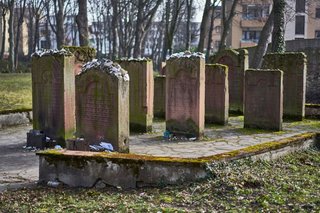 Blick auf den alten jüdischen Friedhof an der Battonnstraße Frankfurt