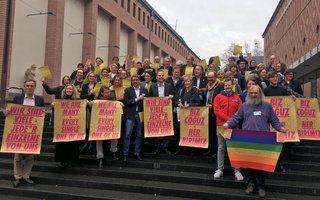 Gruppenfoto von der Frankfurter Erklärung der VIELEN
