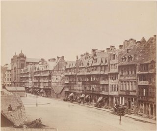 Blick in die Judengasse mit Hauptsynagoge im Hintergrund. Foto: Carl Hertel, vor 1884. Historisches Museum Frankfurt, CC-BY-SA. Blick in die Judengasse mit Hauptsynagoge im Hintergrund. Foto: Carl Hertel, vor 1884. Historisches Museum Frankfurt, CC-BY-SA.