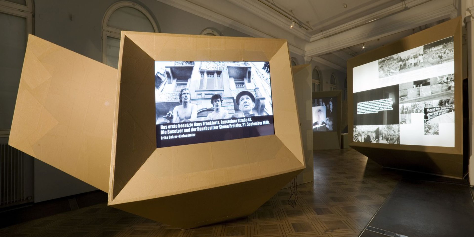 Blick in die Ignatz Bubis Ausstellung im Jüdischen Museum Frankfurt